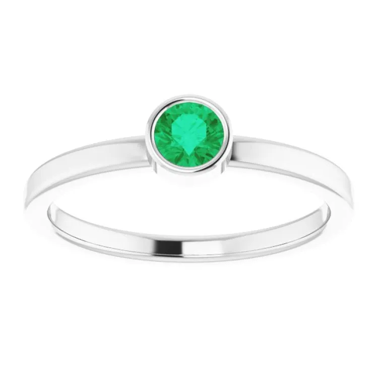 14K White 4 mm Natural Emerald Ring