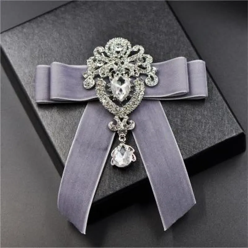 2Pcs Royal Rhinestone Brooch Velvet Bow Tie Set