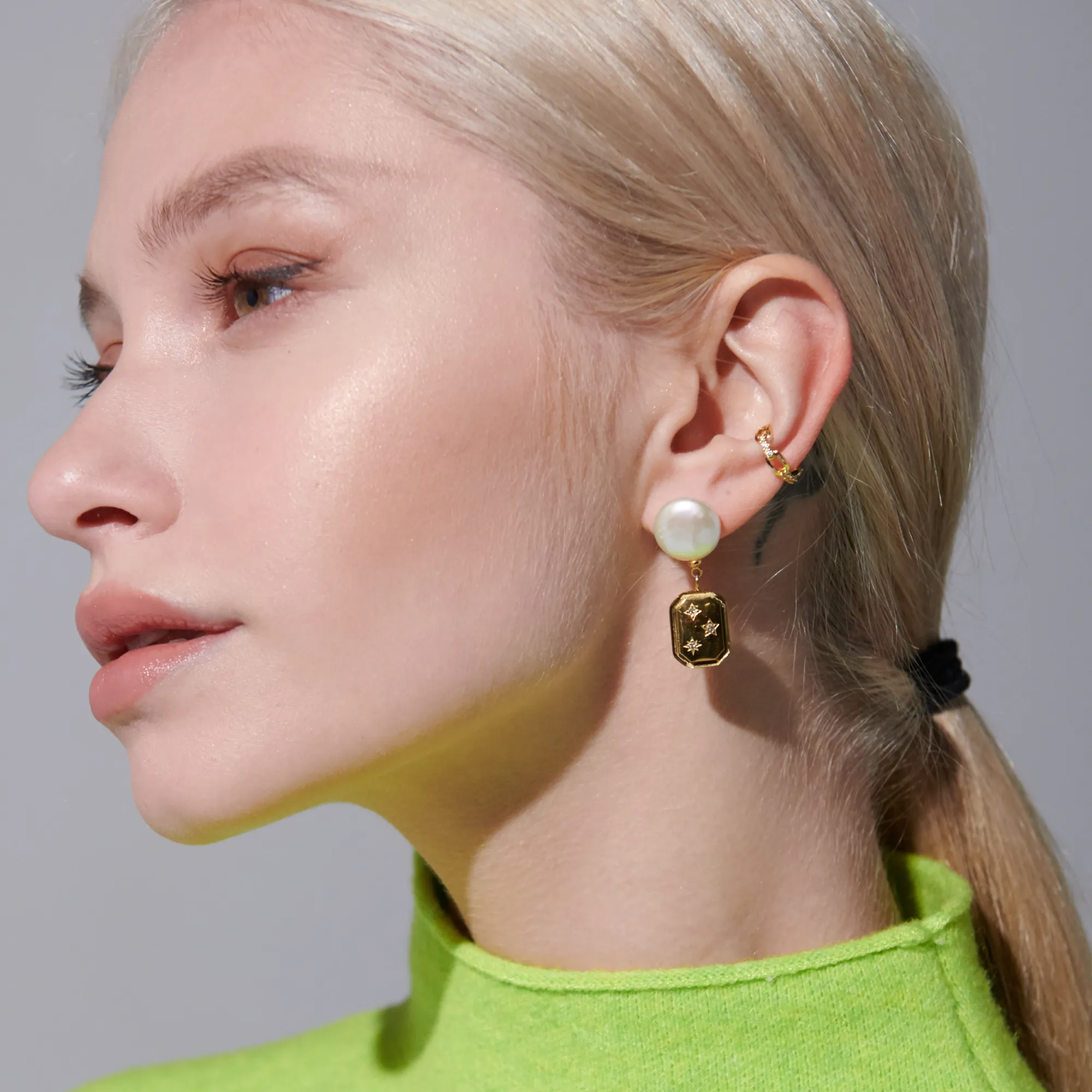 Amina Pearl Earrings