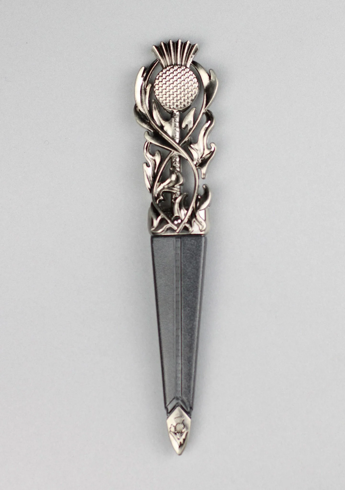 Basic Safety Thistle Sgian Dubh