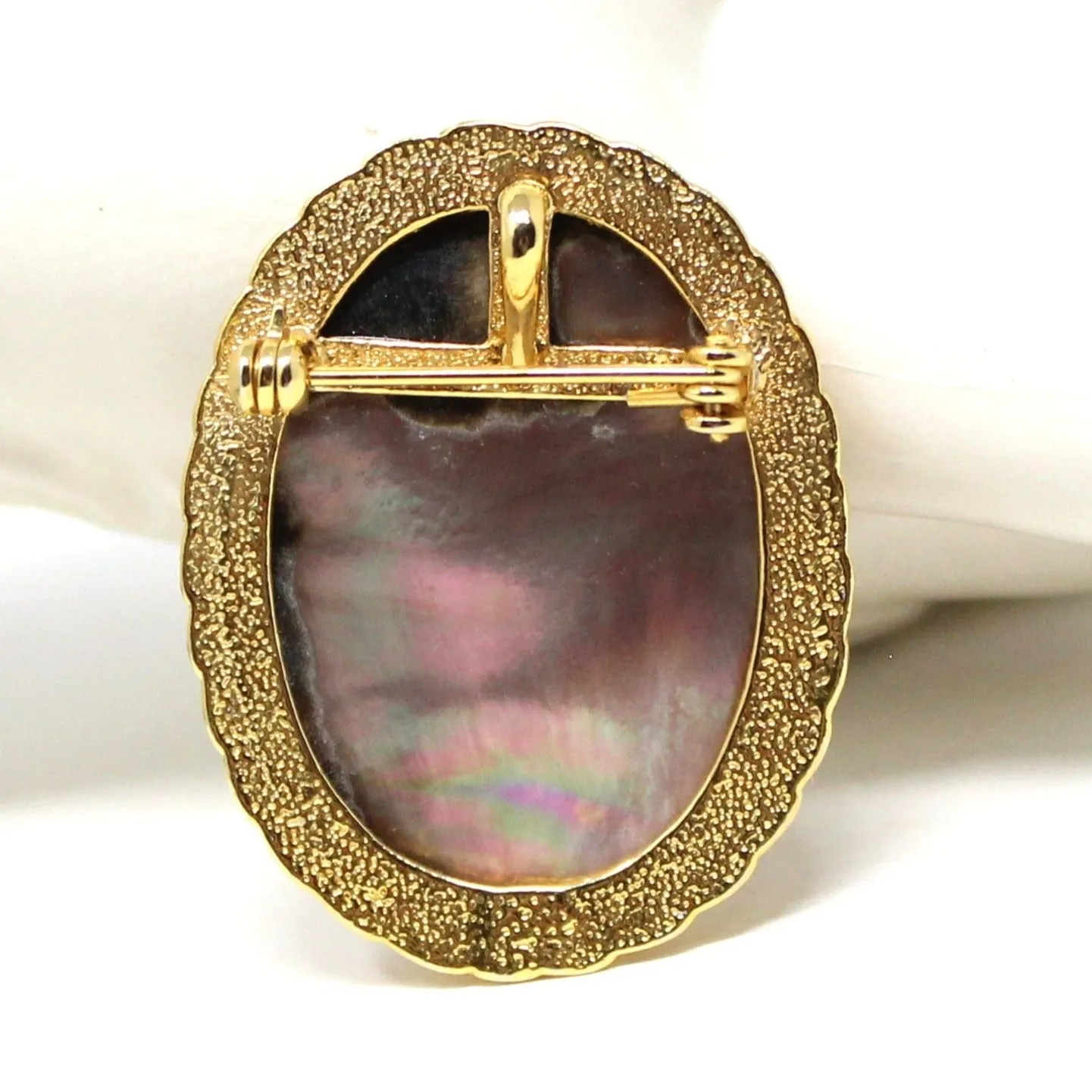 Brooch / Pin & Pendant, Abalone Angel Cameo, Gold Tone Oval