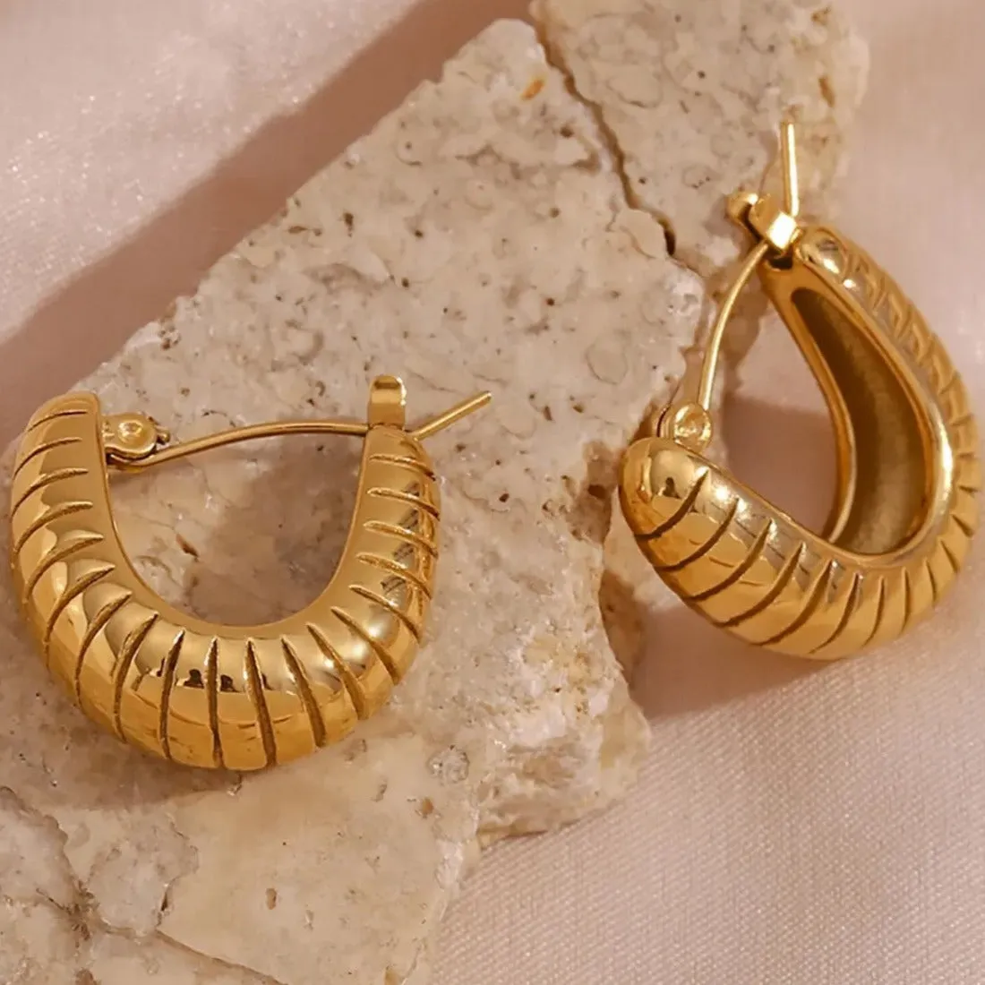 Chunky Ribbed Statement Hoops Earrings