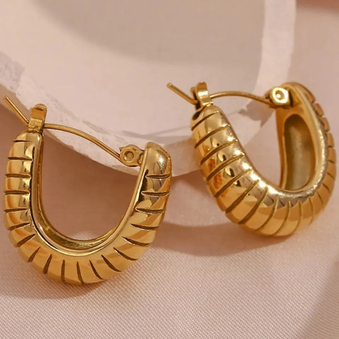 Chunky Ribbed Statement Hoops Earrings