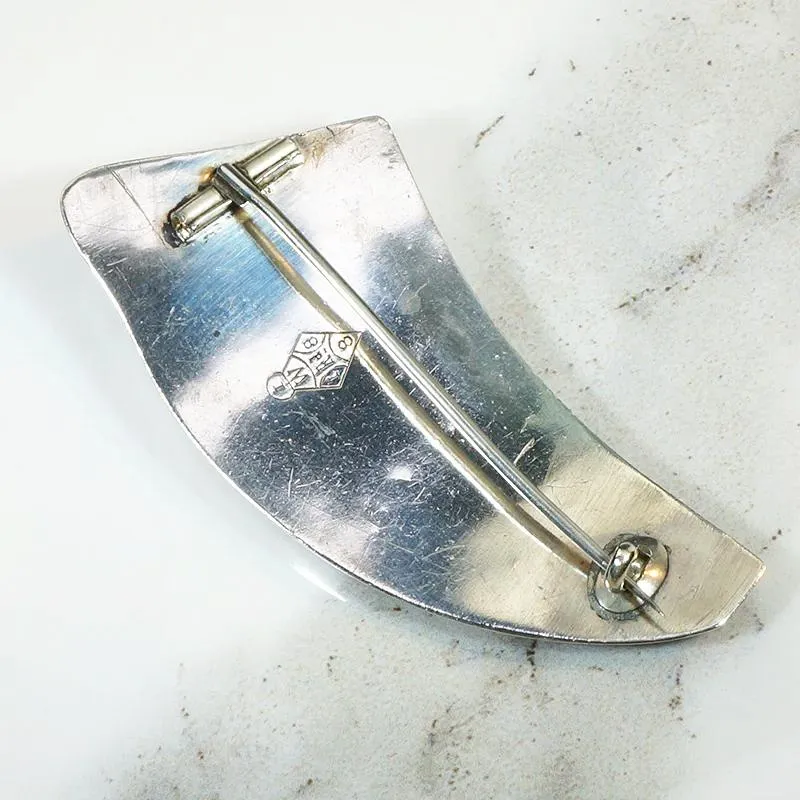 Clever Powder Flask Scottish Pebble Brooch