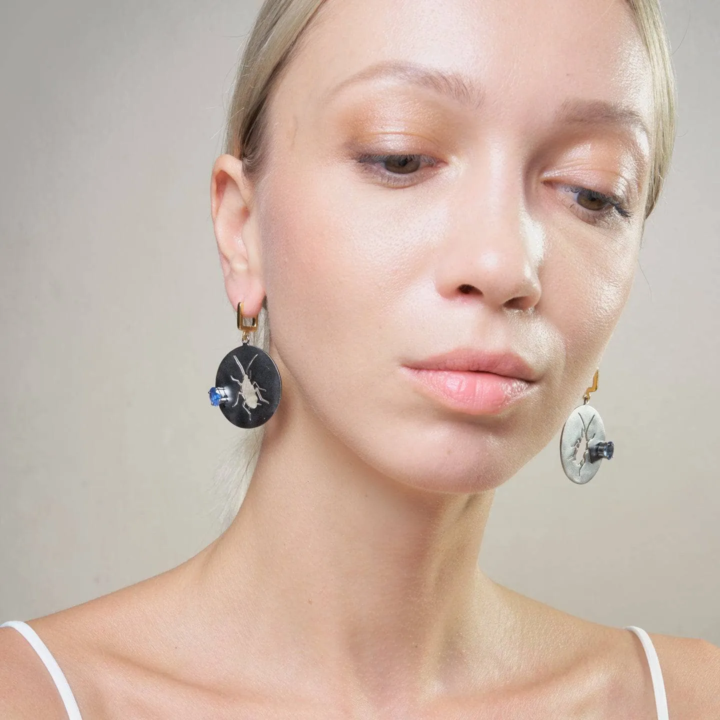 Gokiburi Blue Sapphire Earrings