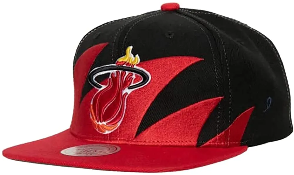 Mitchell & Ness Men's NBA Sharktooth Snapback Cap