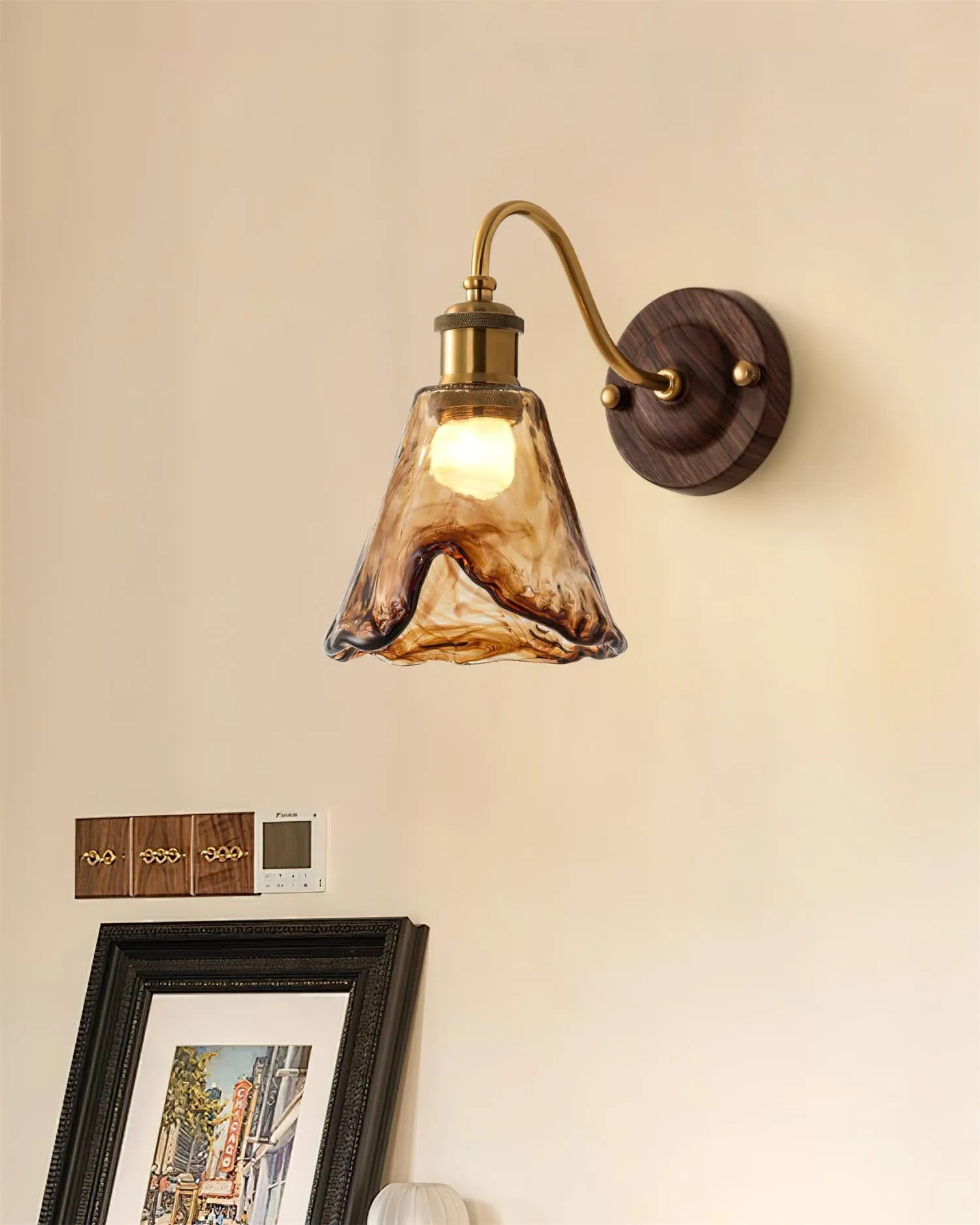 Nalia Amber Wall Lamp