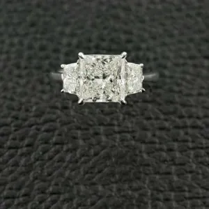 Princess cut Diamond Ring