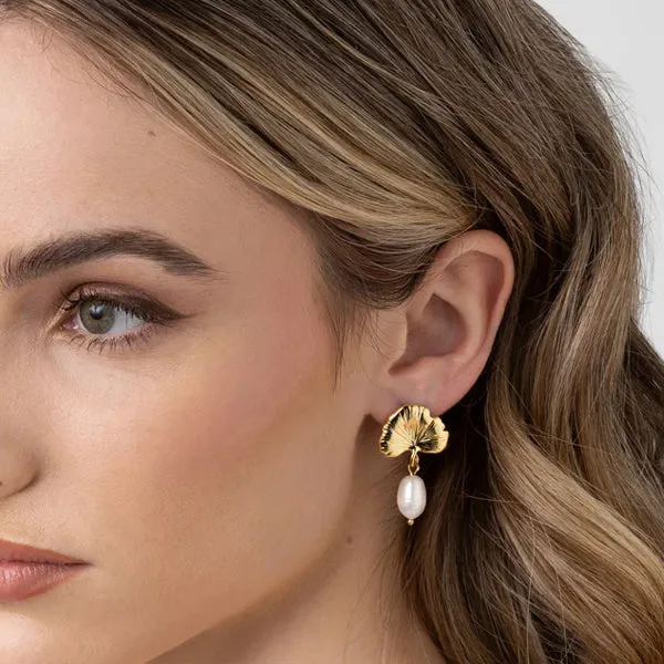 Sierra Gold Pearl Earring