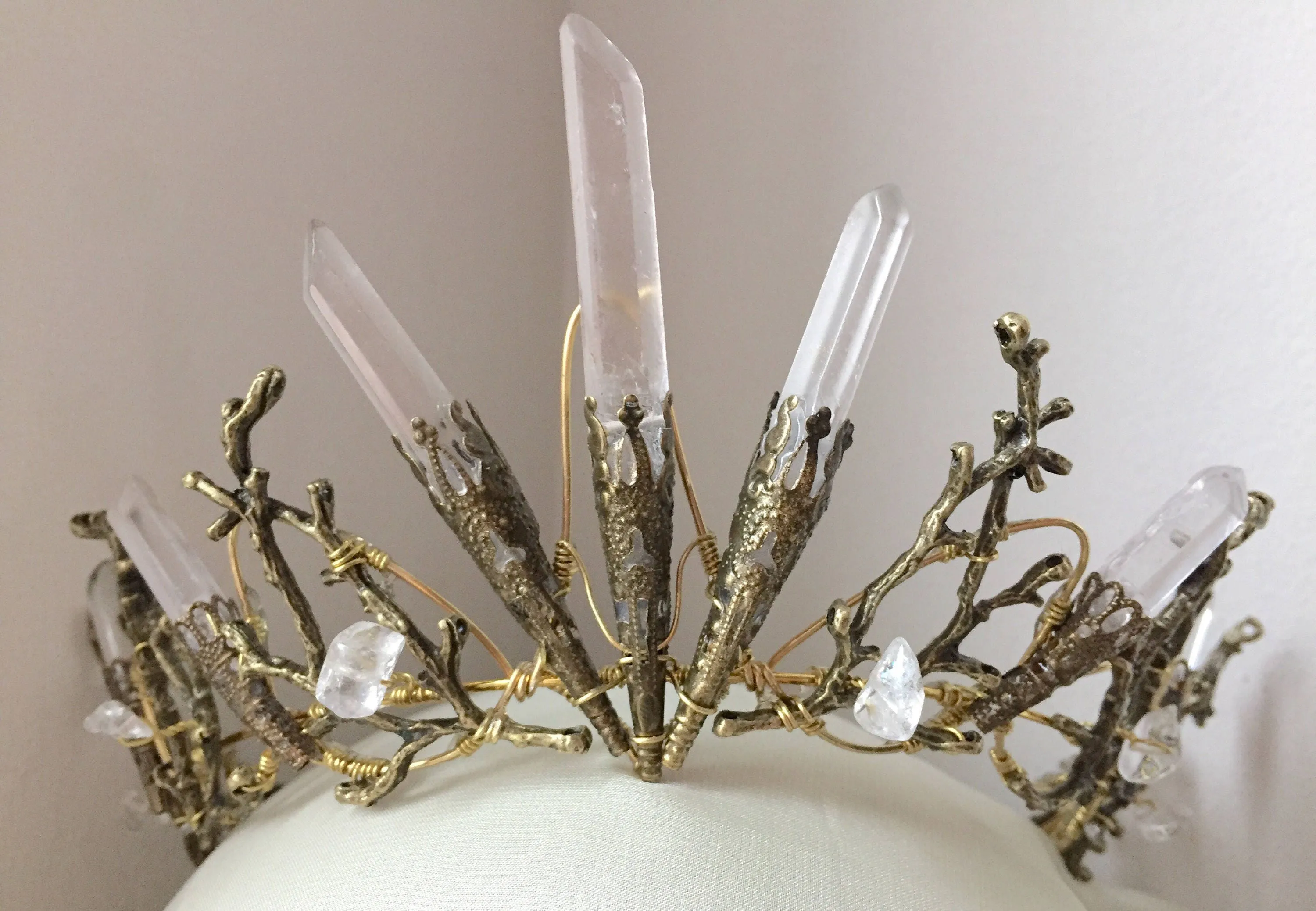 The PERSEPHONE Quartz Crown