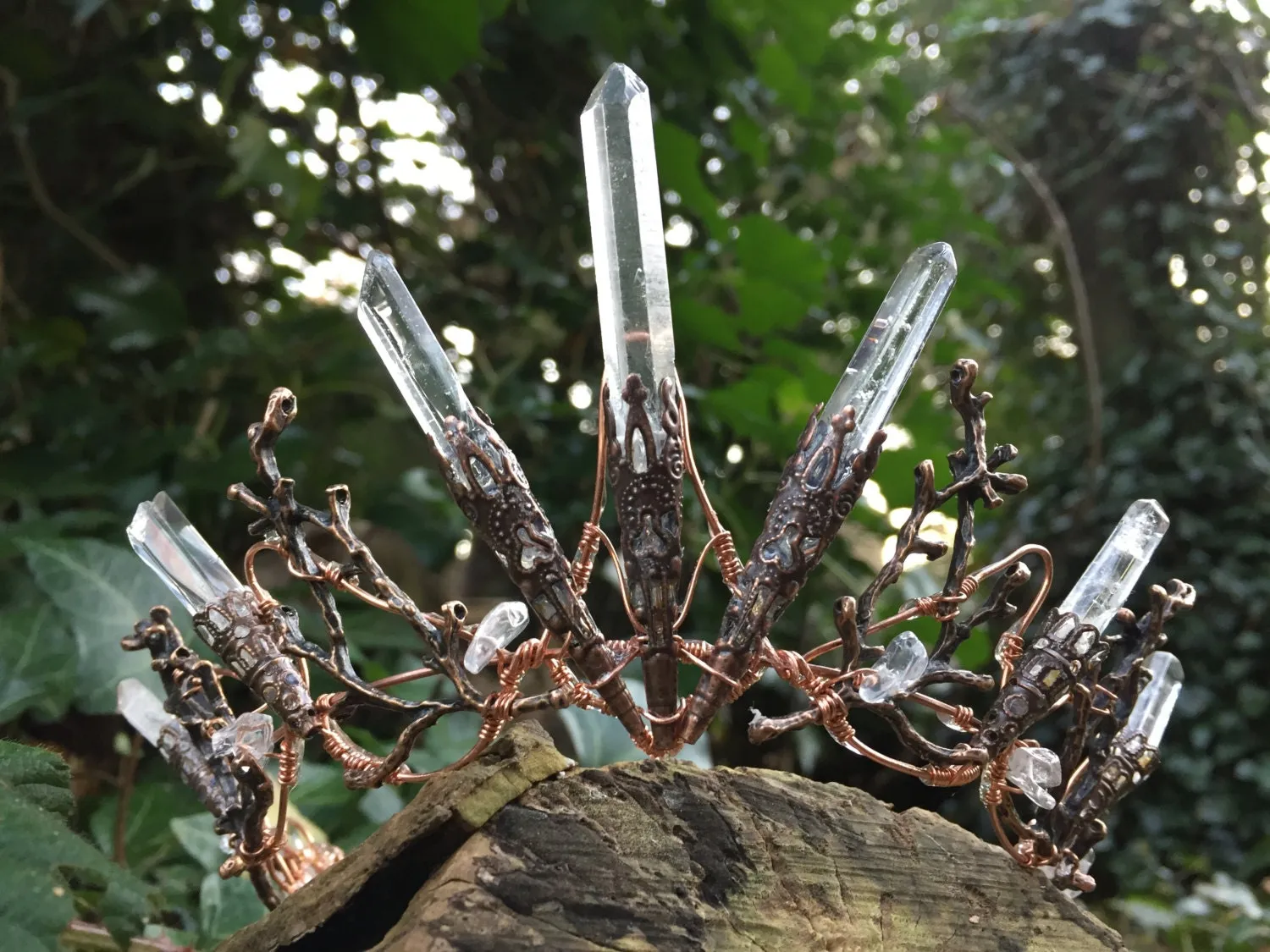 The PERSEPHONE Quartz Crown