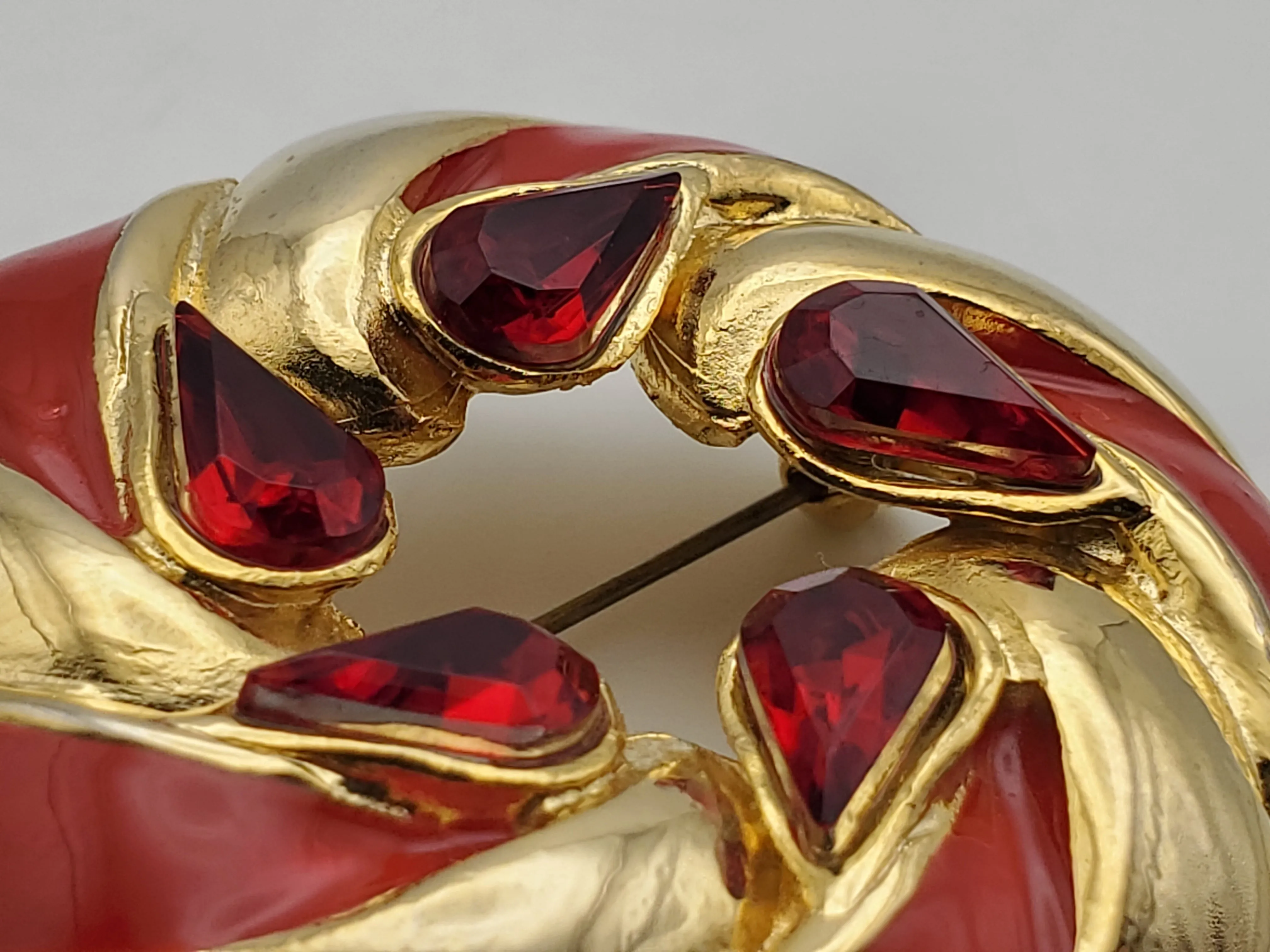 Vintage Gold Tone and Red Enamel Hoop Brooch