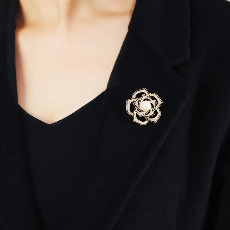 Women's Decorative Hollow Camellia Brooch